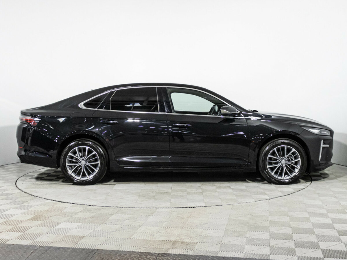 Geely Preface 2024 года с пробегом. Фото: #3