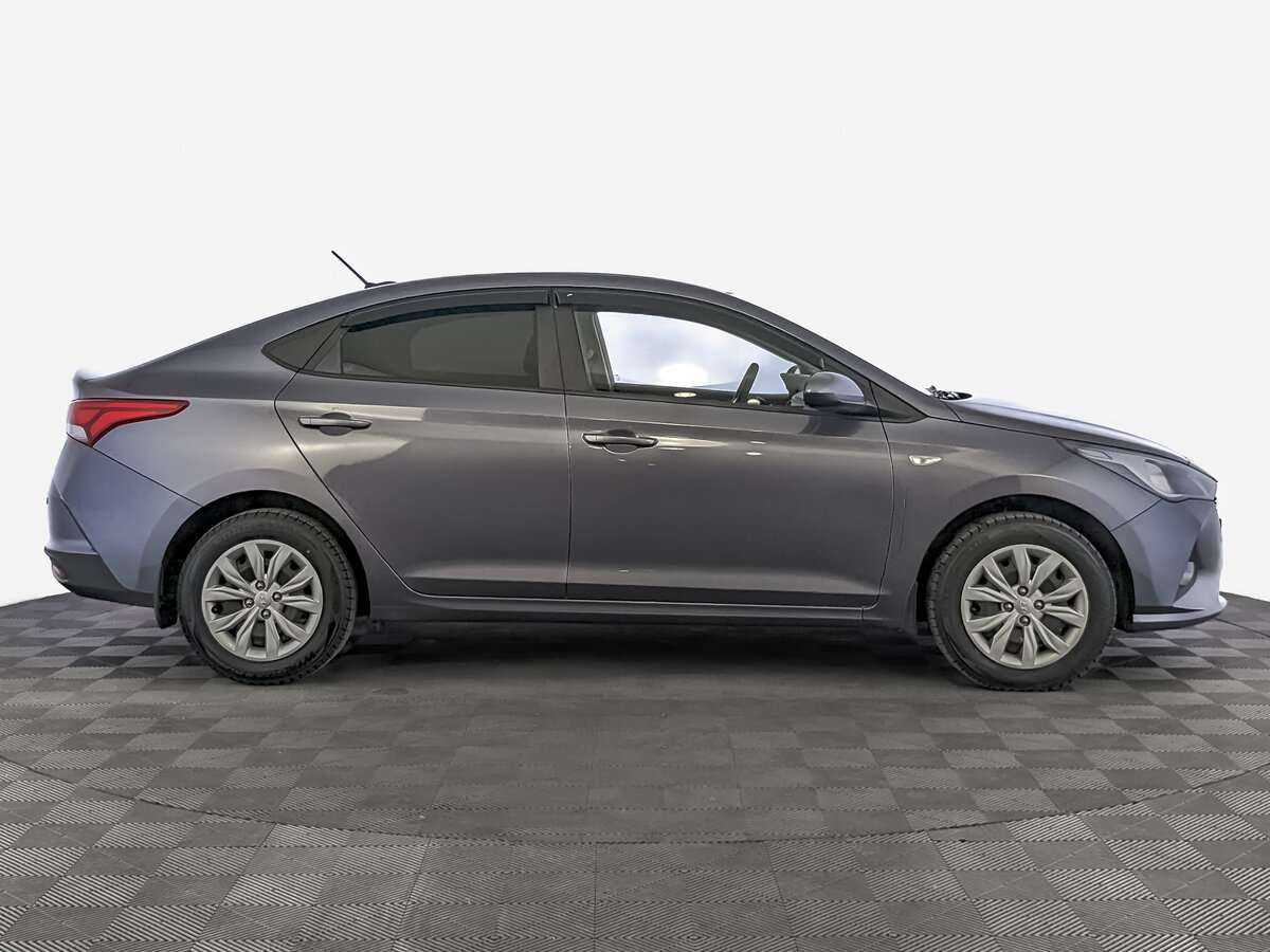 Hyundai Solaris 2021 года с пробегом. Фото: #3