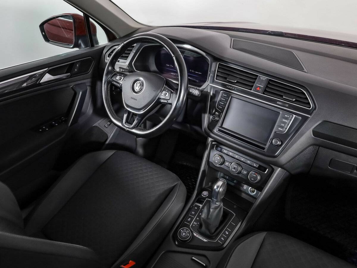 Volkswagen Tiguan 2017 года с пробегом. Фото: #5