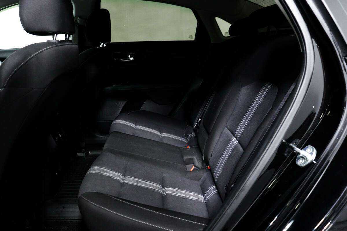 Kia Cerato 2021 года с пробегом. Фото: #11