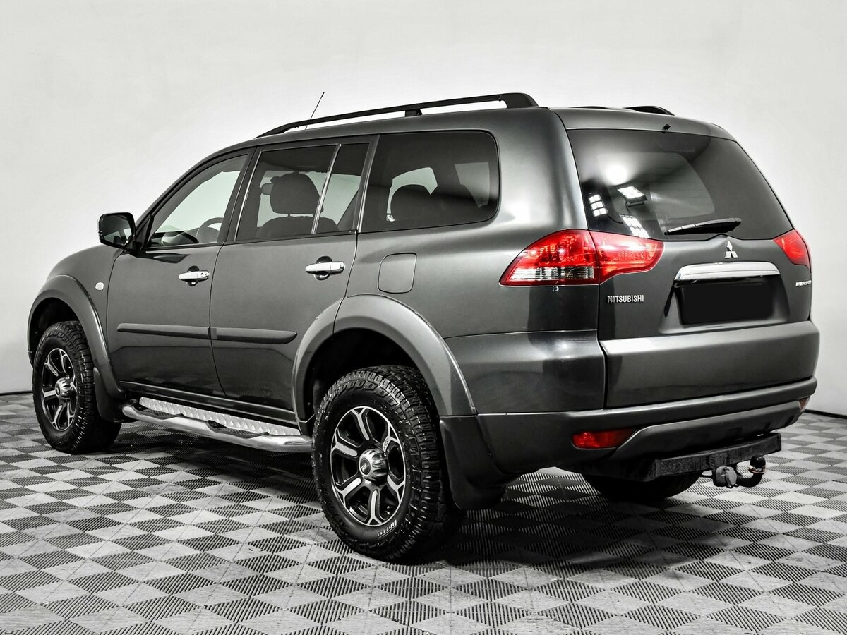 Mitsubishi Pajero Sport 2013 года с пробегом. Фото: #5