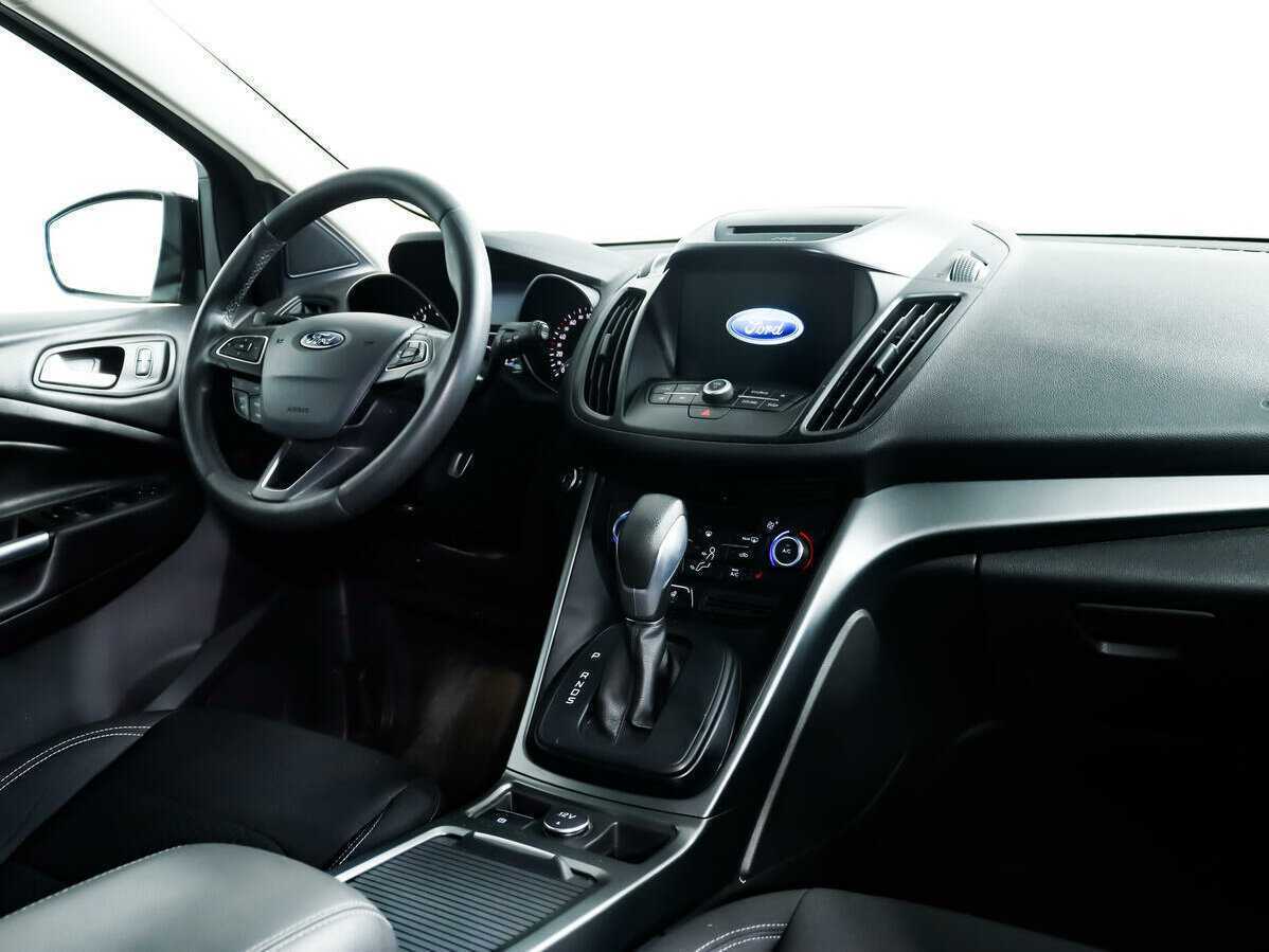 Ford Kuga 2017 года с пробегом. Фото: #6