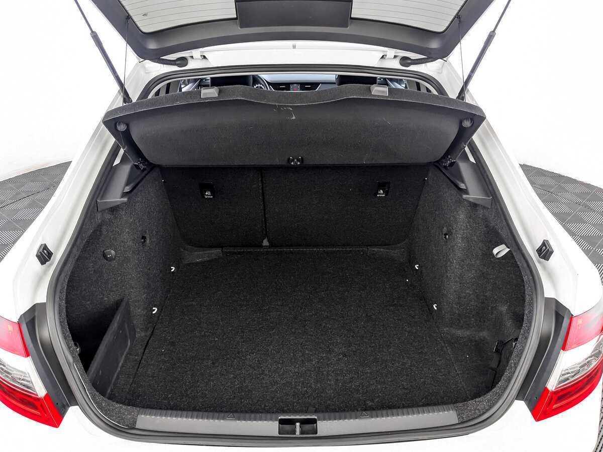 Skoda Octavia 2019 года с пробегом. Фото: #9