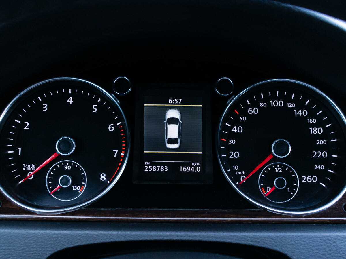 Volkswagen Passat 2012 года с пробегом. Фото: #11