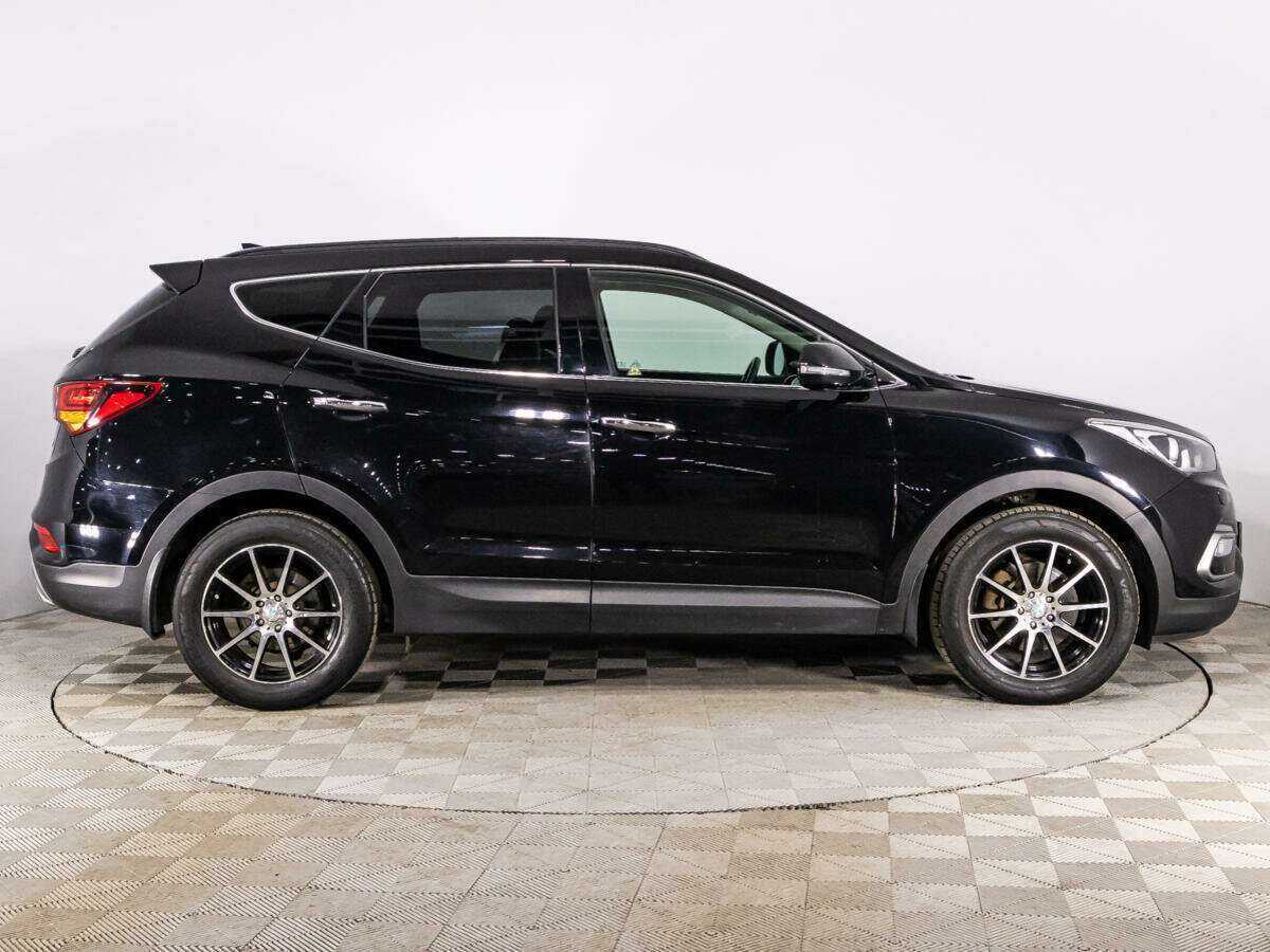 Hyundai Santa Fe 2017 года с пробегом. Фото: #3
