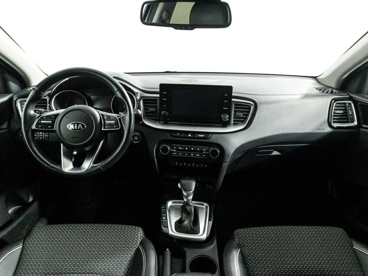 Kia Ceed 2021 года с пробегом. Фото: #12