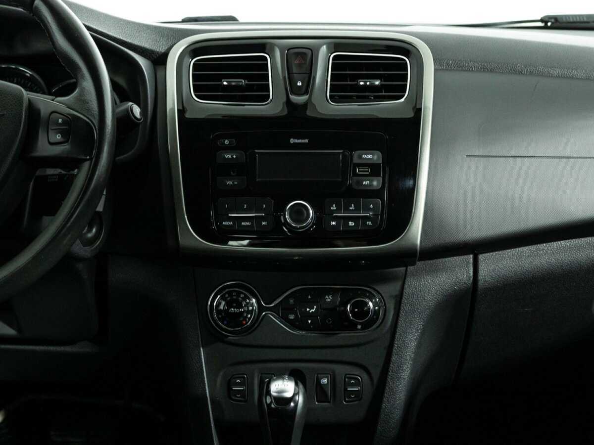 Renault Sandero 2017 года с пробегом. Фото: #13