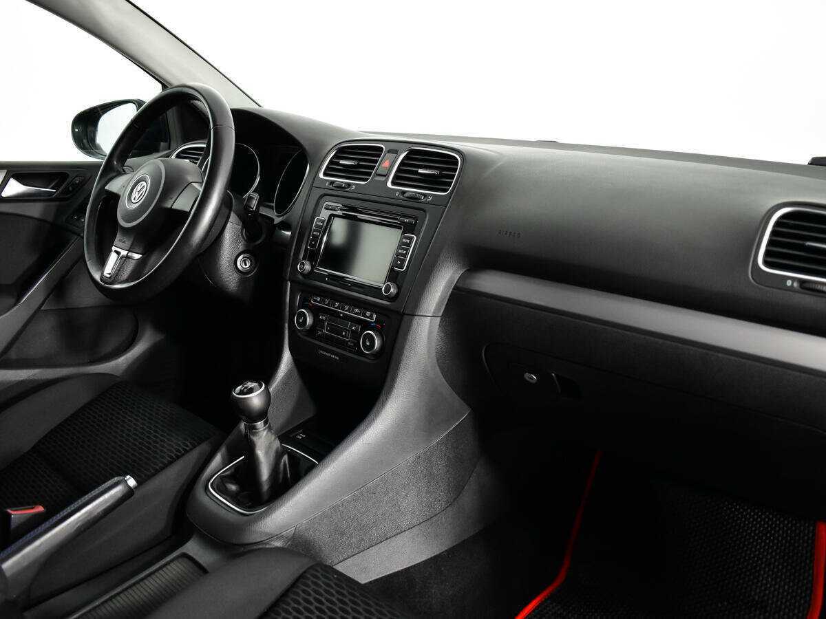Volkswagen Golf 2012 года с пробегом. Фото: #8