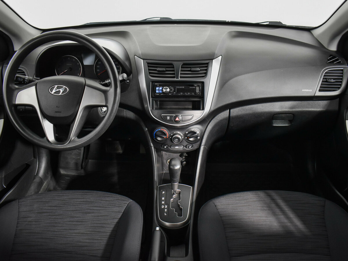 Hyundai Solaris 2015 года с пробегом. Фото: #12