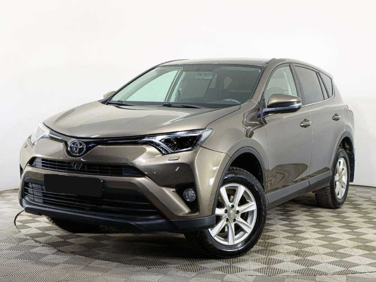 Toyota RAV4 2017 года с пробегом. Фото: #0