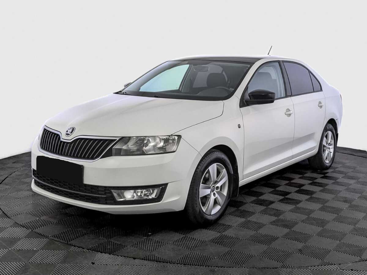 Skoda Rapid 2017 года с пробегом. Посмотреть фото