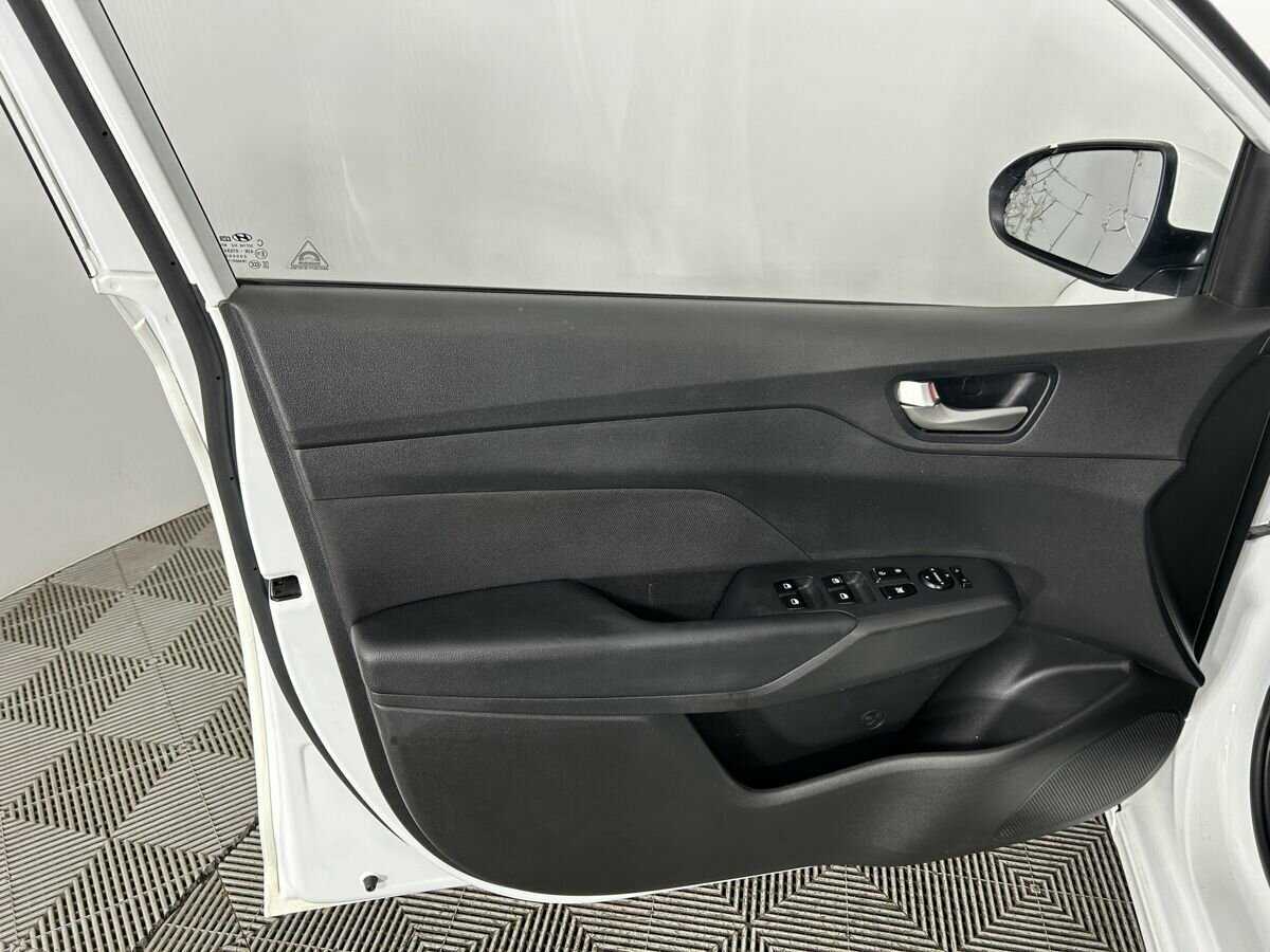 Hyundai Solaris 2017 года с пробегом. Фото: #7