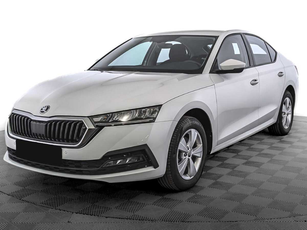 Skoda Octavia 2021 года с пробегом. Посмотреть фото