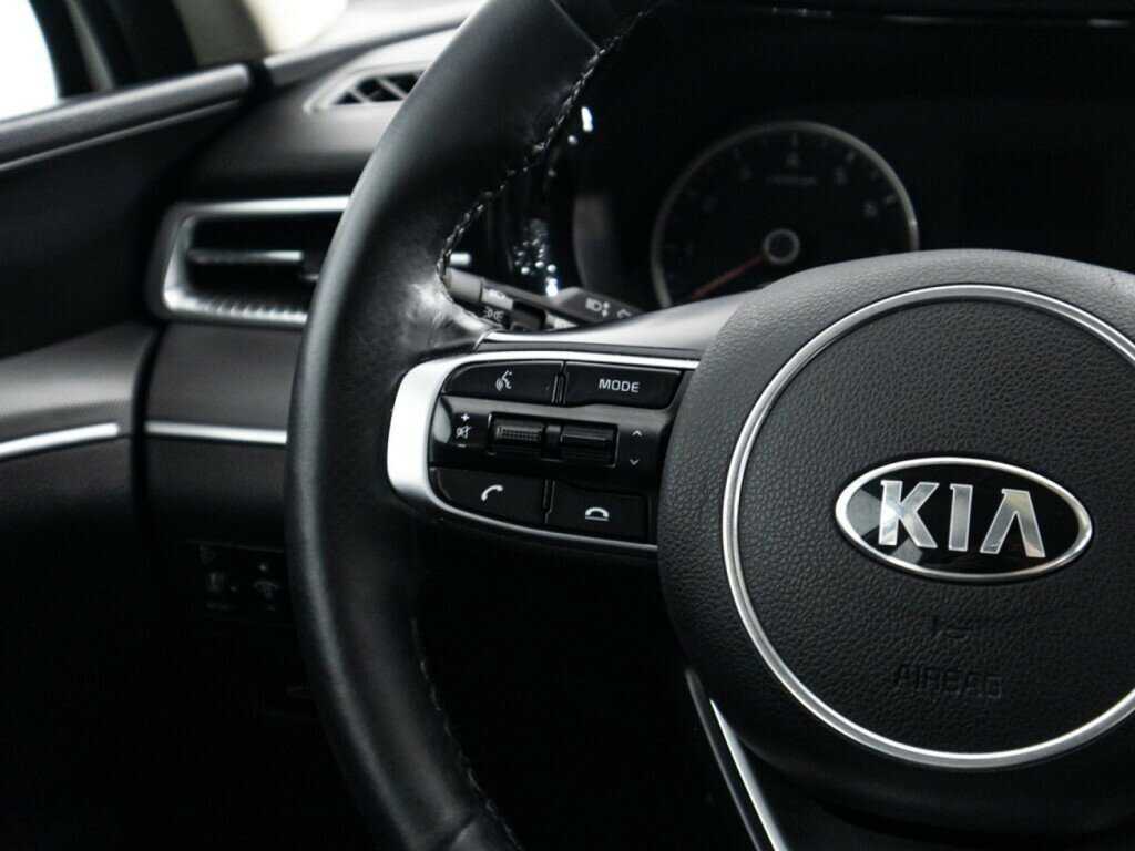 Kia K5 2021 года с пробегом. Фото: #21