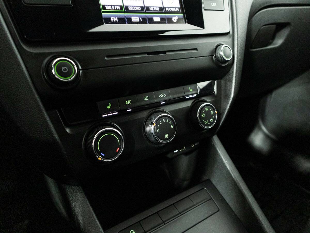 Skoda Octavia 2016 года с пробегом. Фото: #16