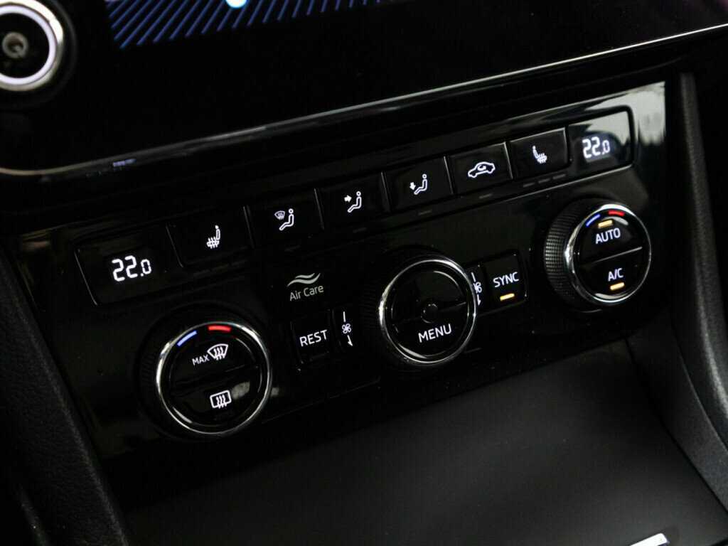 Skoda Superb 2018 года с пробегом. Фото: #12