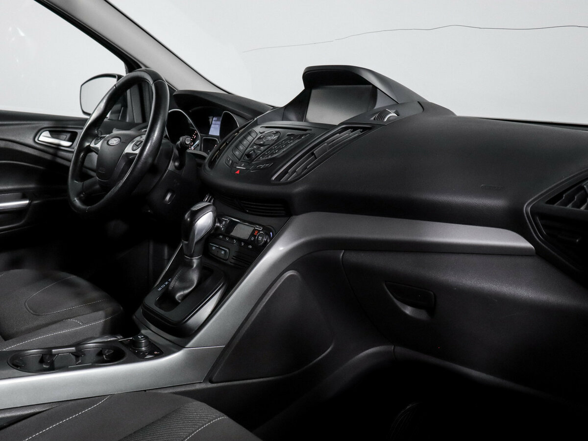 Ford Kuga 2014 года с пробегом. Фото: #6