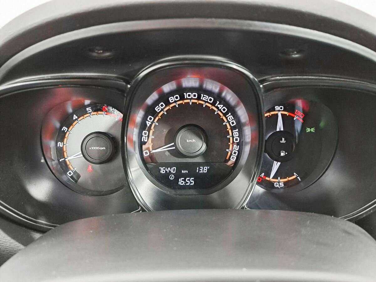 Lada (ВАЗ) Vesta 2020 года с пробегом. Фото: #10