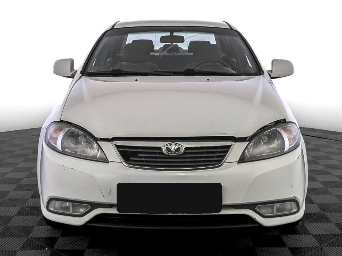 Daewoo Gentra 2014 года с пробегом. Фото: #1