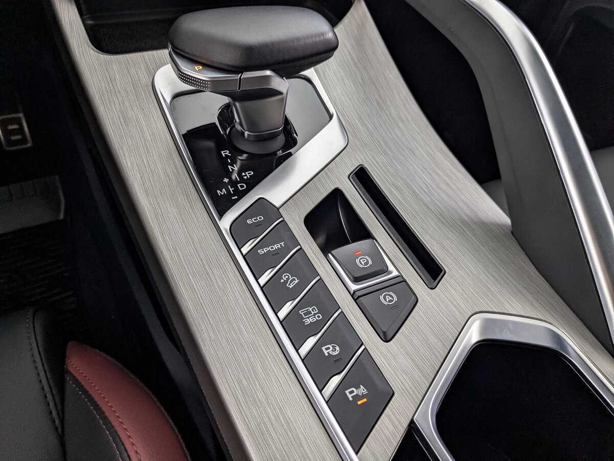 Geely Coolray 2023 года с пробегом. Фото: #18