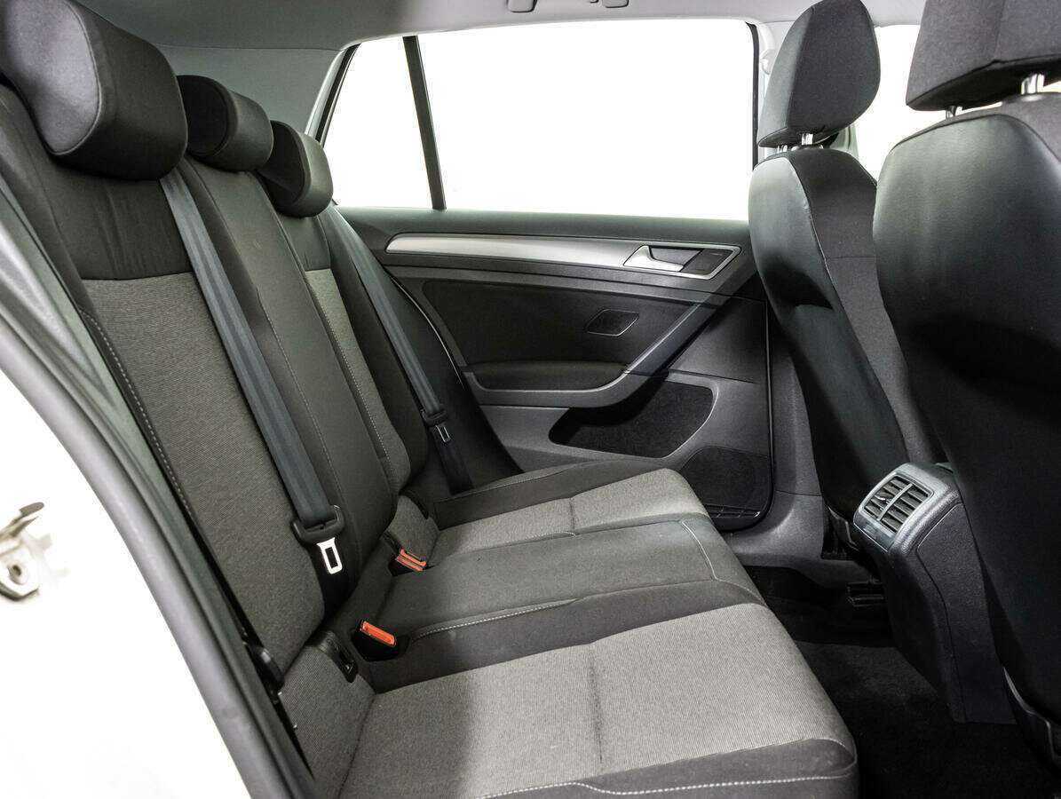 Volkswagen Golf 2014 года с пробегом. Фото: #10