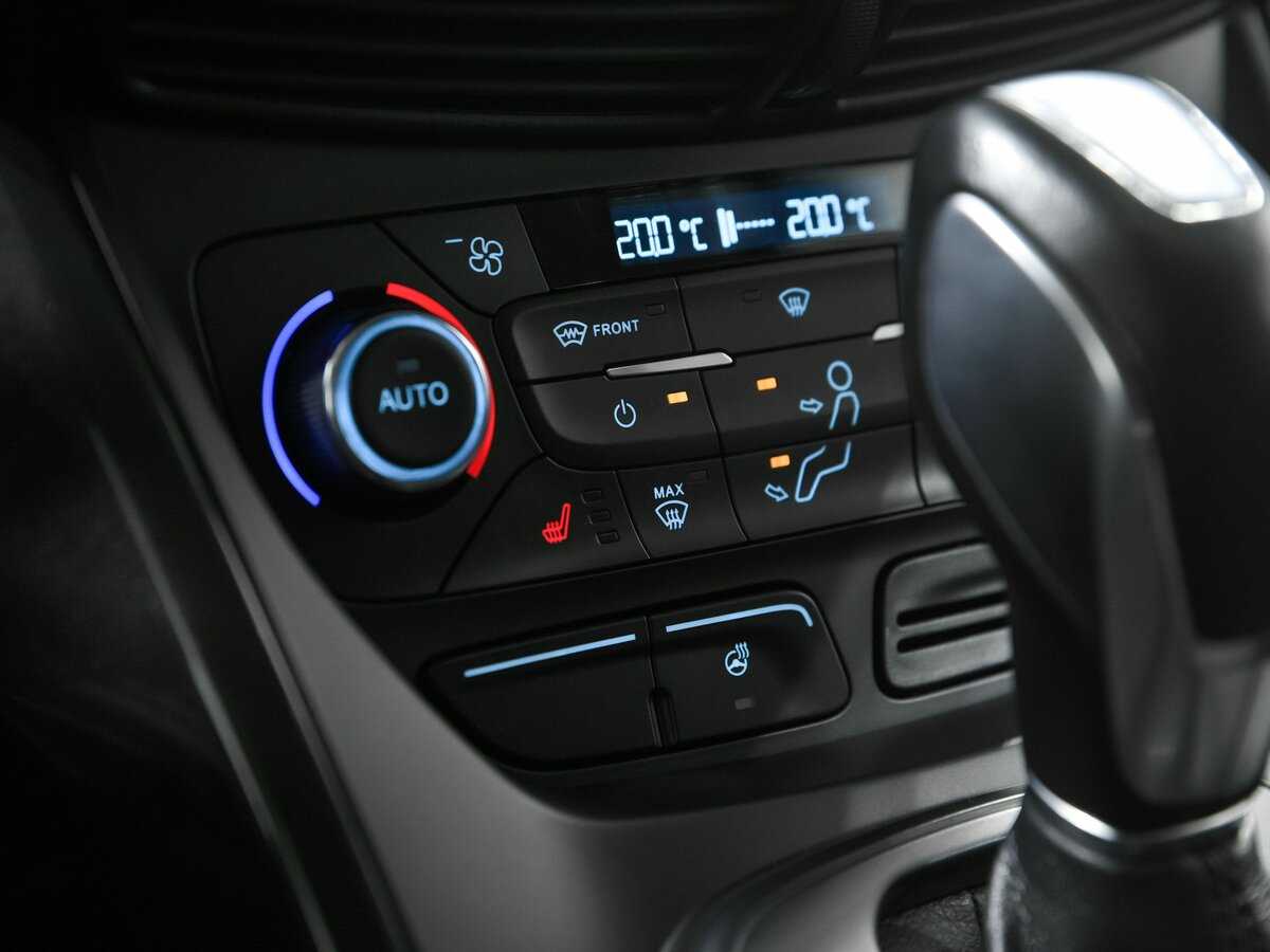 Ford Kuga 2018 года с пробегом. Фото: #9