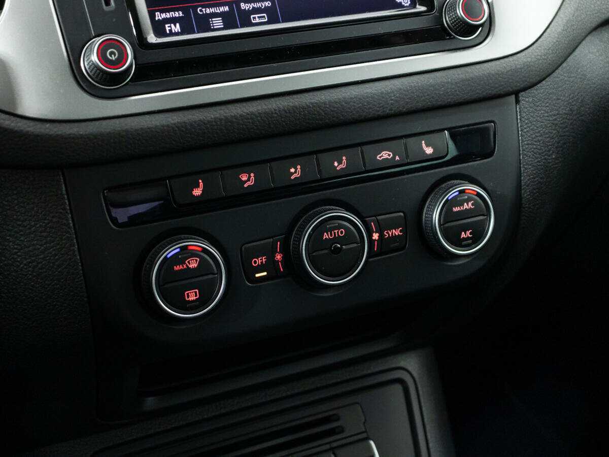 Volkswagen Tiguan 2015 года с пробегом. Фото: #15