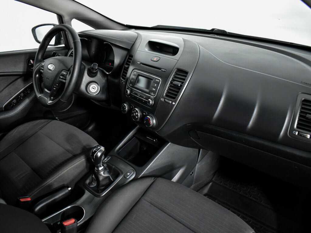 Kia Cerato 2015 года с пробегом. Фото: #10