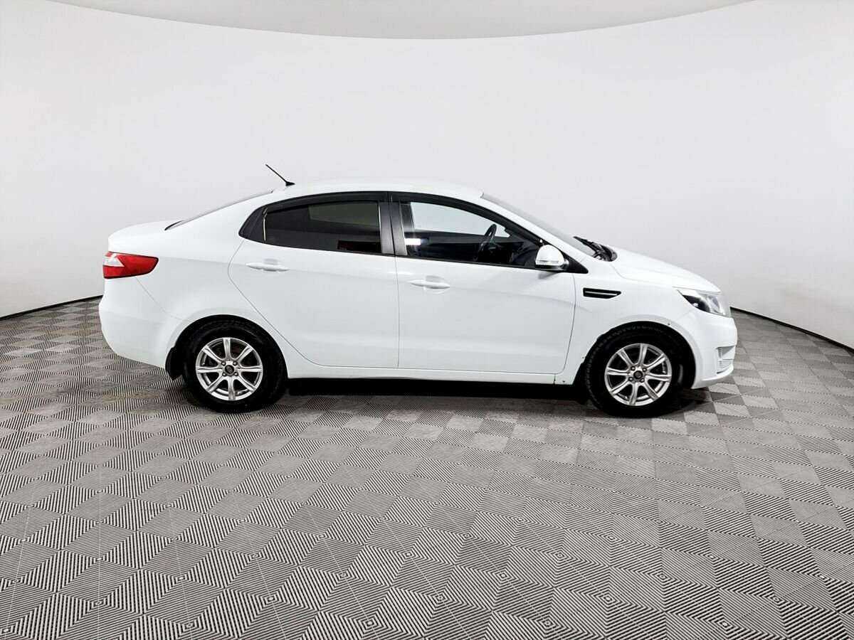 Kia Rio 2013 года с пробегом. Фото: #3
