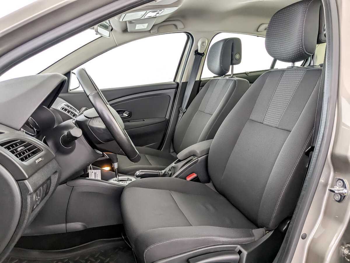 Renault Fluence 2012 года с пробегом. Фото: #15