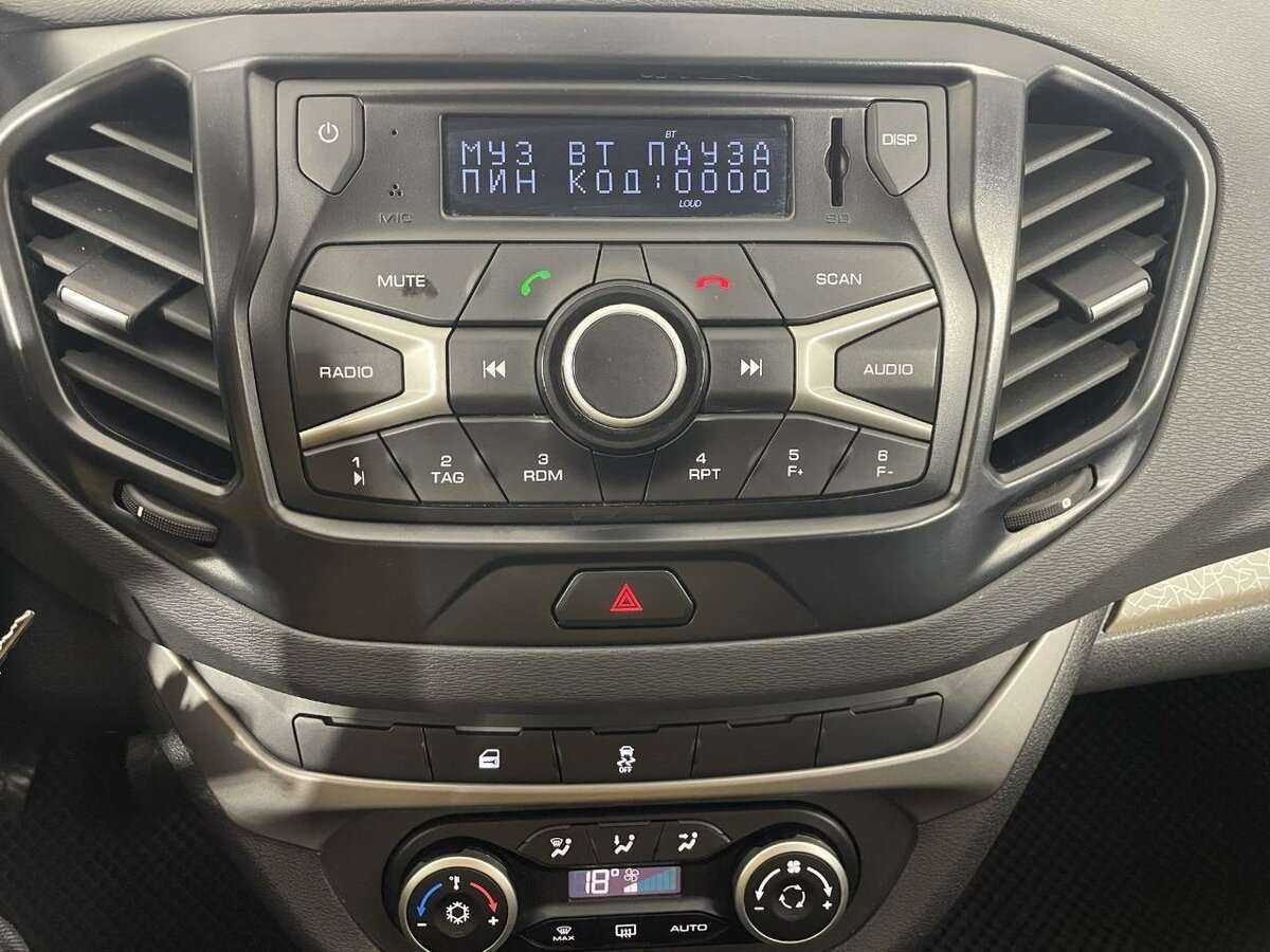 Lada (ВАЗ) Vesta 2017 года с пробегом. Фото: #11