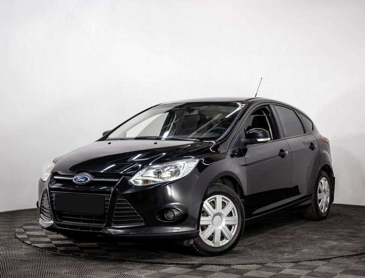 Ford Focus 2013 года с пробегом. Посмотреть фото