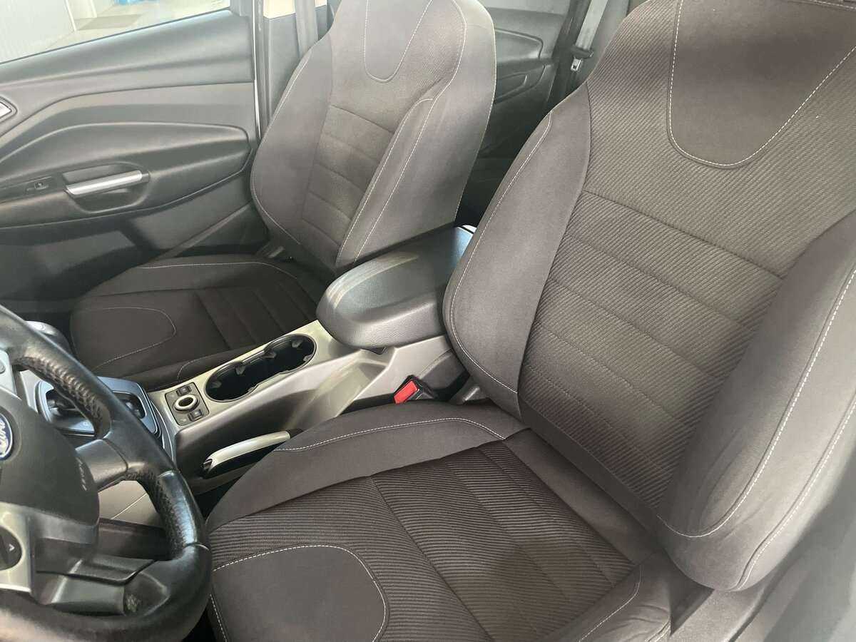 Ford Kuga 2015 года с пробегом. Фото: #15