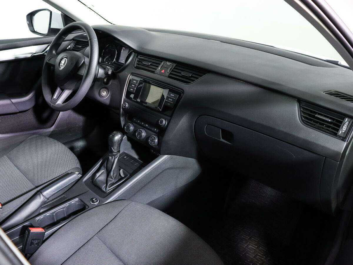 Skoda Octavia 2016 года с пробегом. Фото: #6