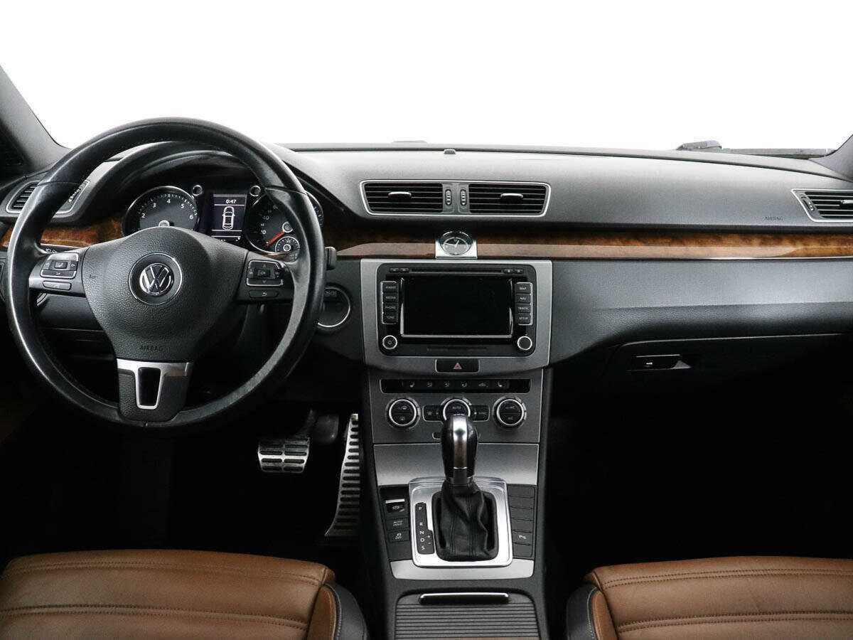Volkswagen Passat CC 2012 года с пробегом. Фото: #10