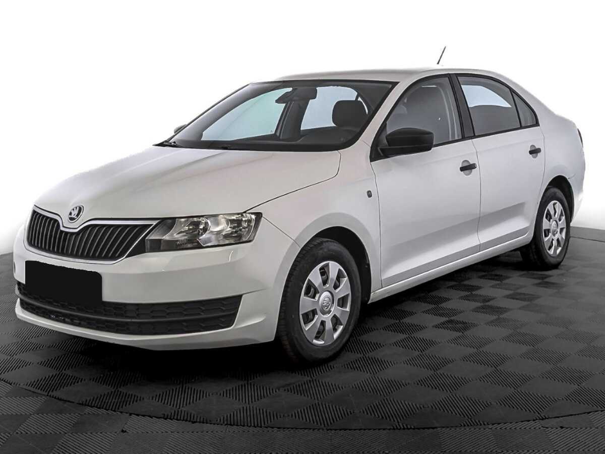 Skoda Rapid 2017 года с пробегом. Посмотреть фото