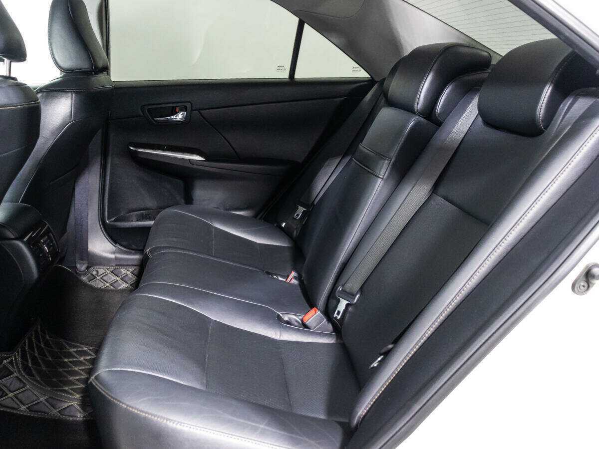 Toyota Camry 2017 года с пробегом. Фото: #9