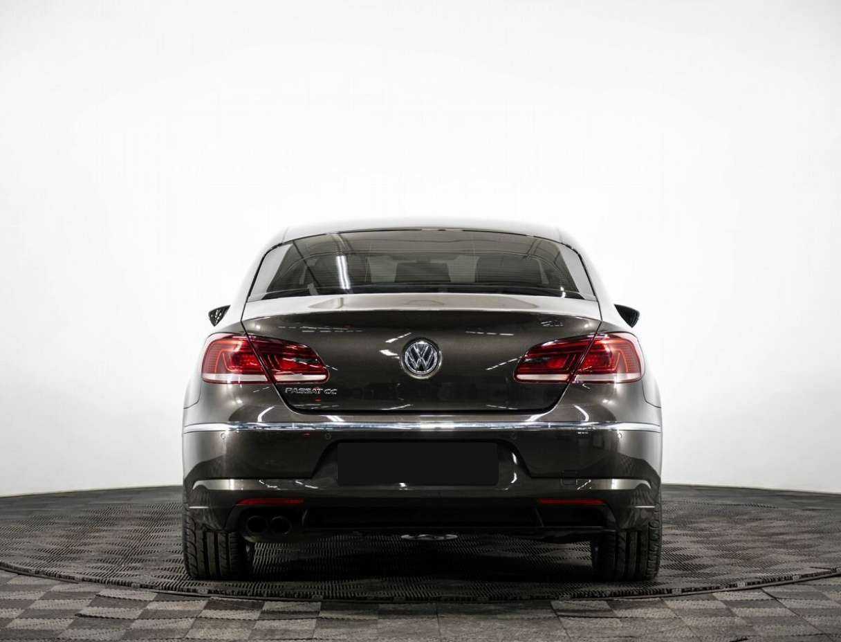 Volkswagen Passat CC 2012 года с пробегом. Фото: #4