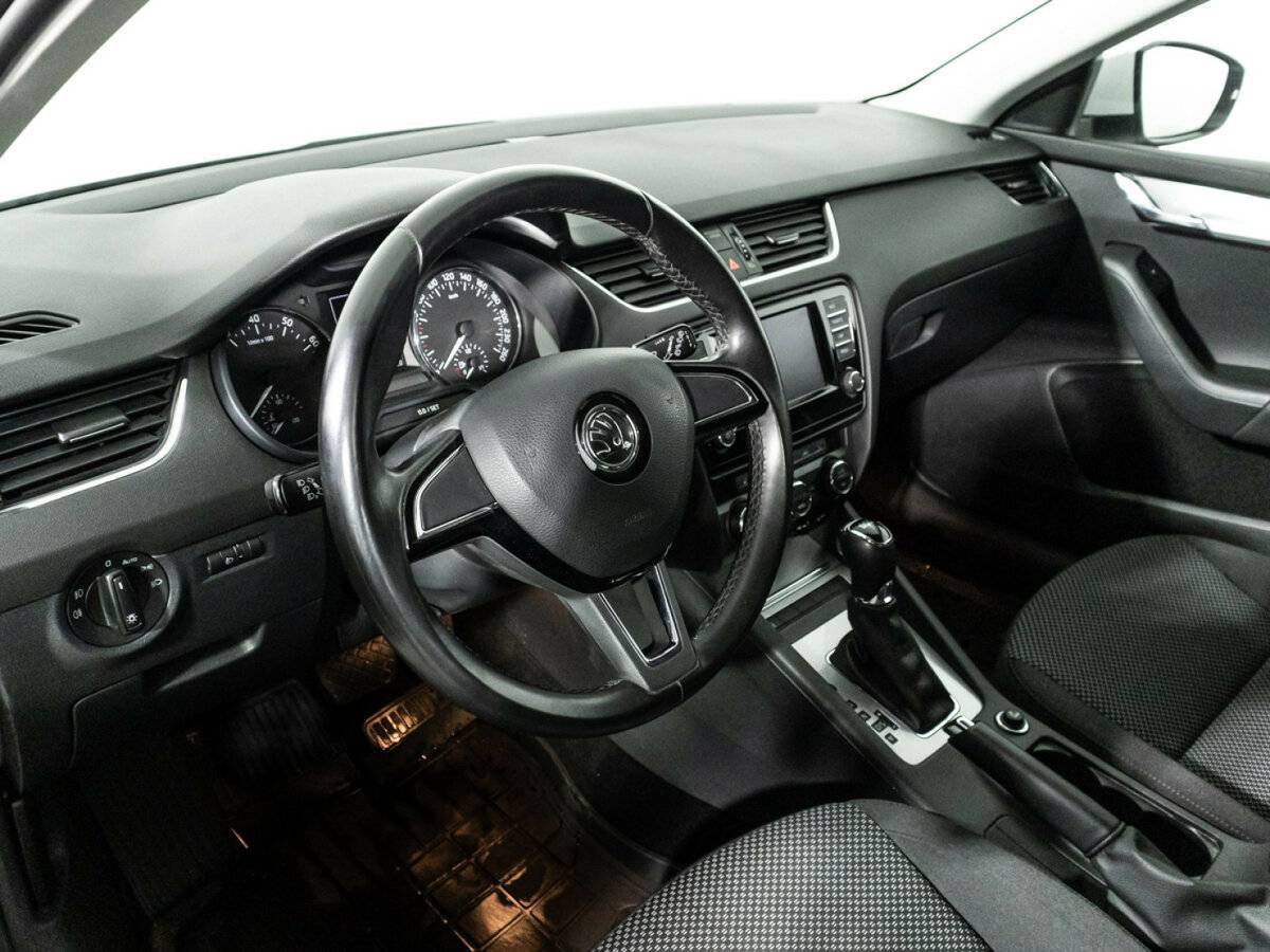 Skoda Octavia 2016 года с пробегом. Фото: #10