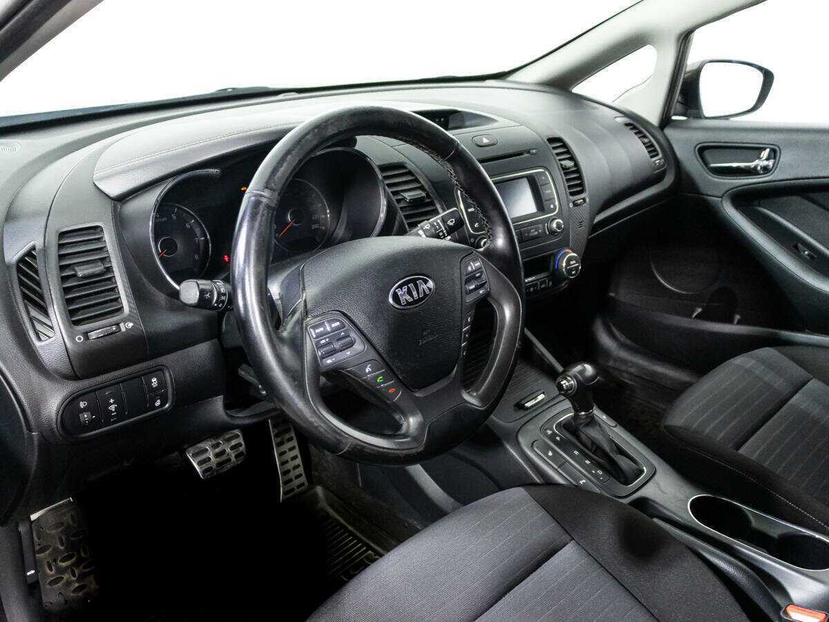 Kia Cerato 2015 года с пробегом. Фото: #10