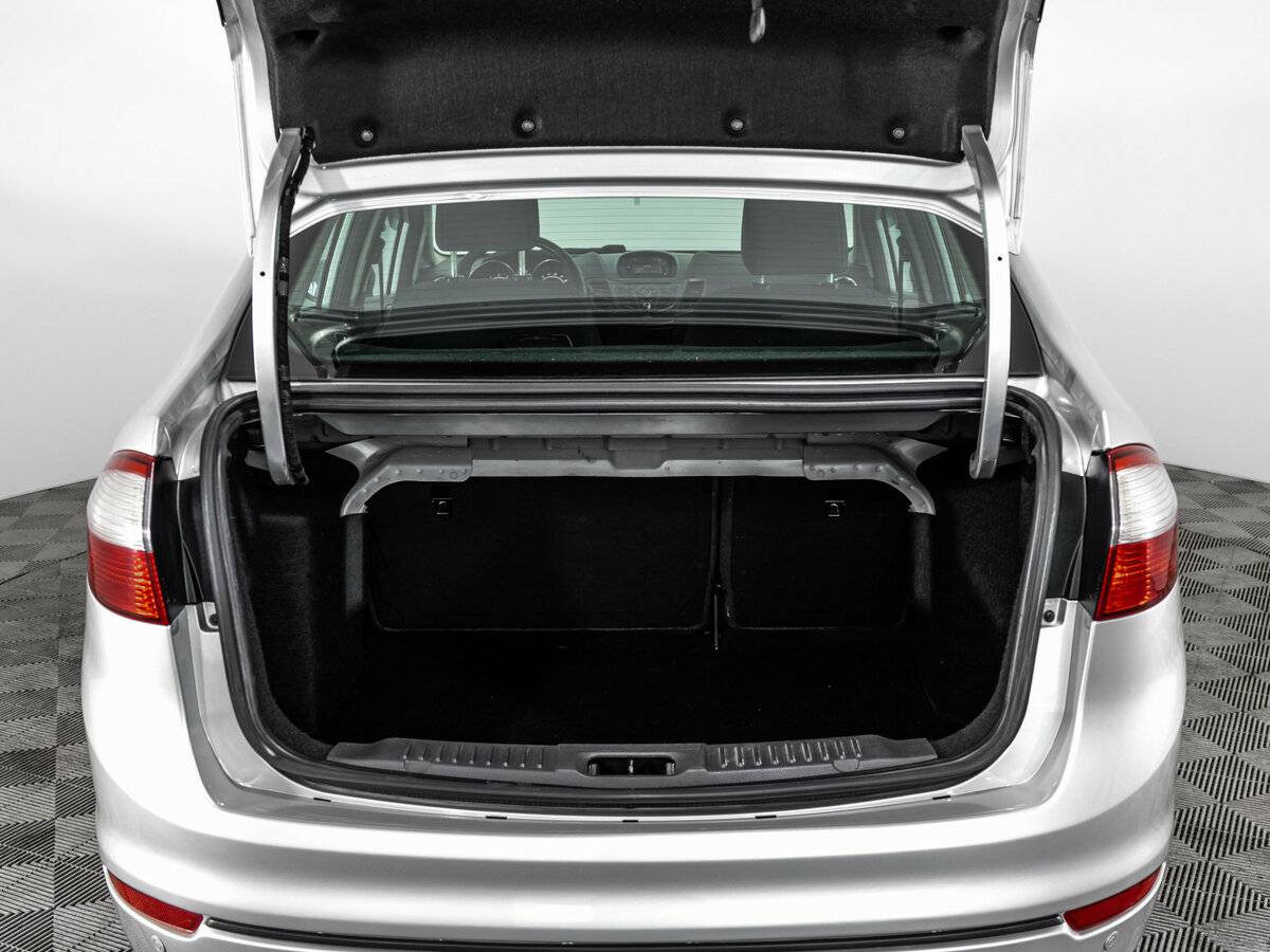 Ford Fiesta 2016 года с пробегом. Фото: #15