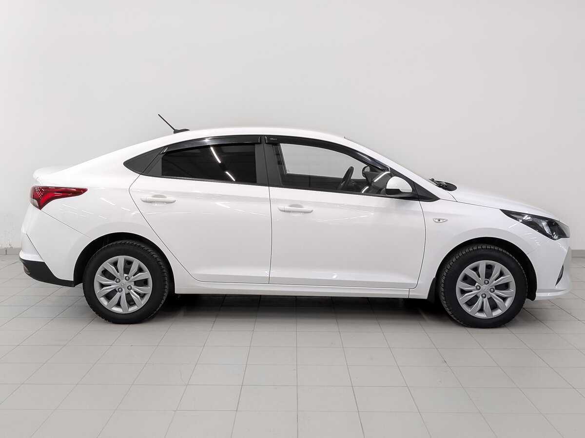 Hyundai Solaris 2021 года с пробегом. Фото: #3