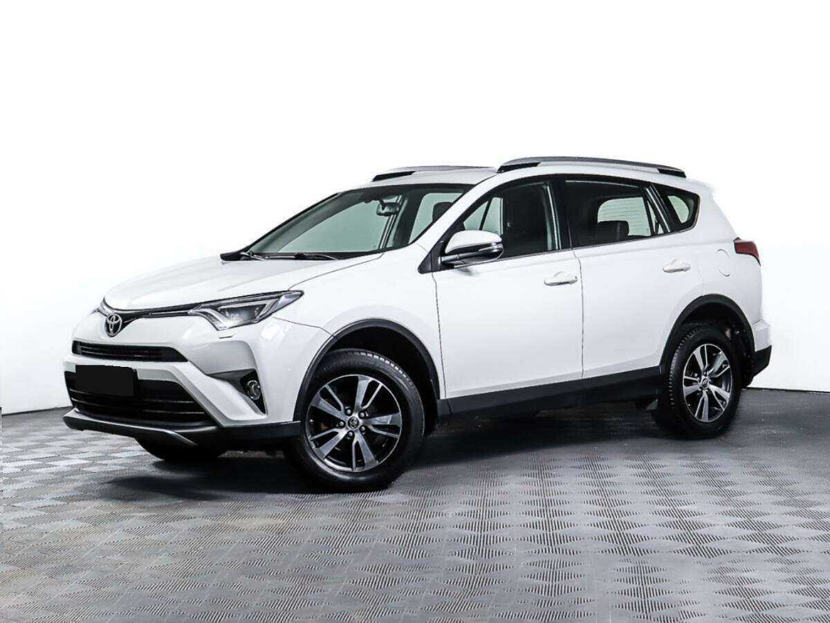 Toyota RAV4 2018 года с пробегом. Фото: #0