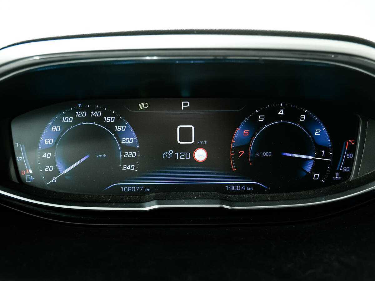 Peugeot 3008 2017 года с пробегом. Фото: #8