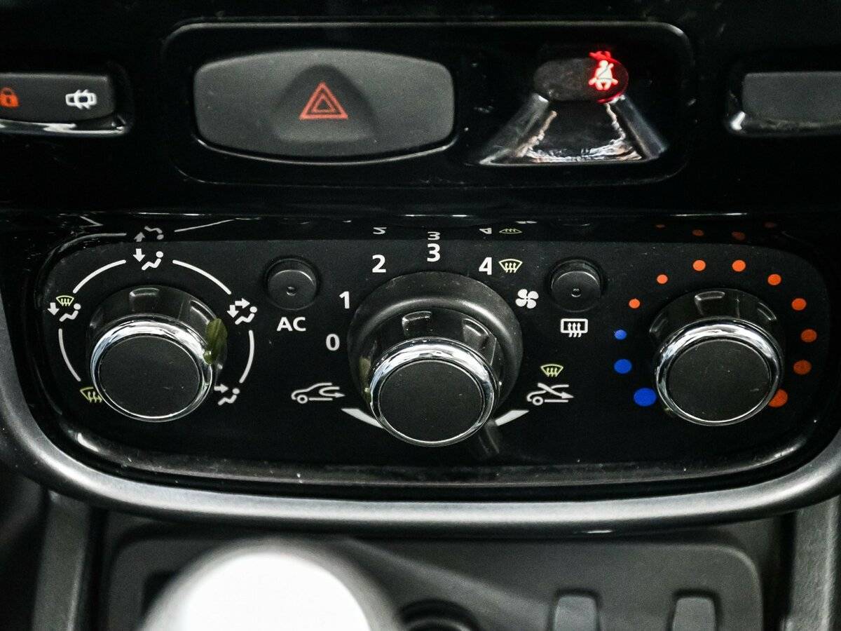 Renault Duster 2013 года с пробегом. Фото: #13