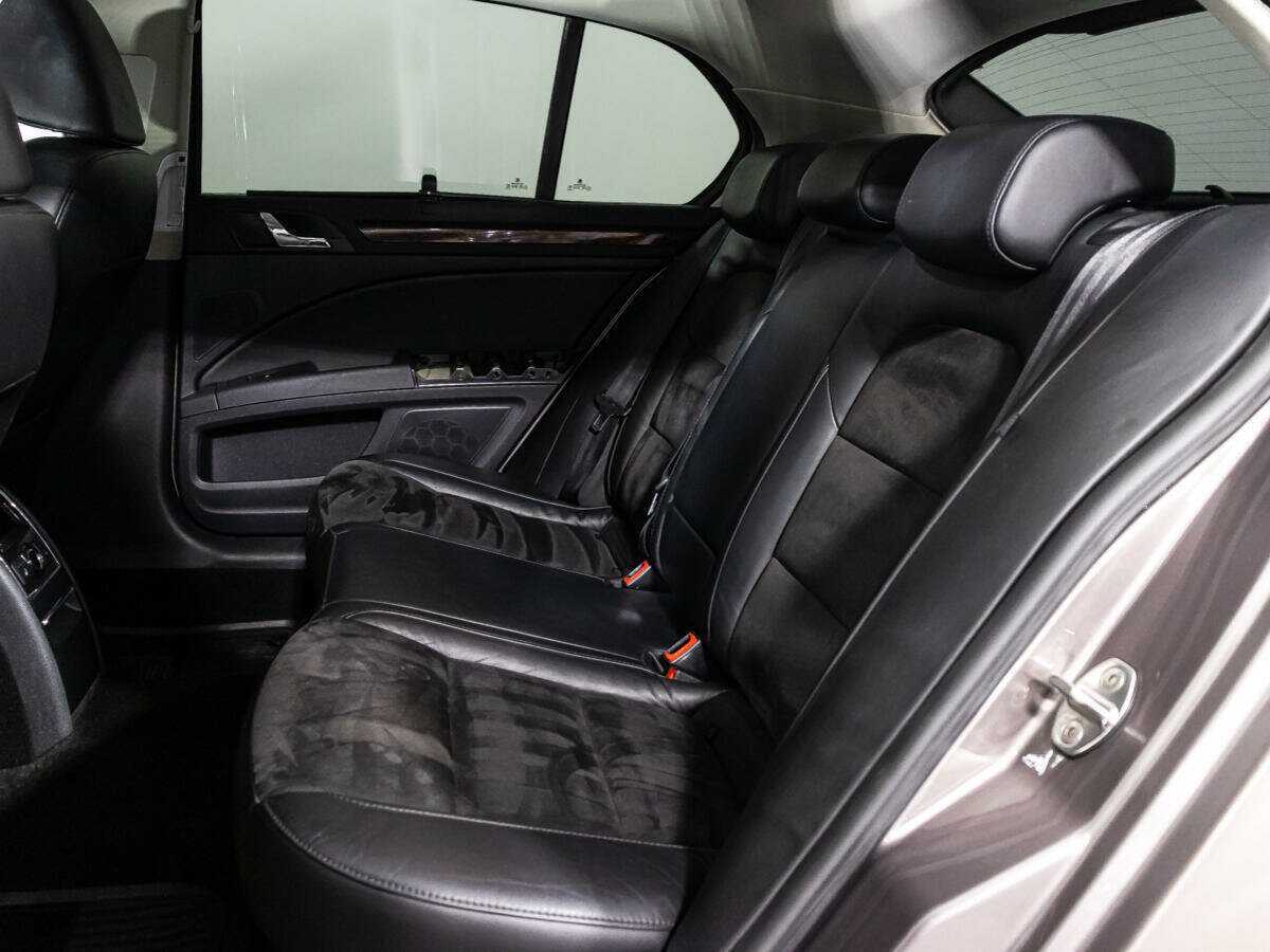 Skoda Superb 2012 года с пробегом. Фото: #9