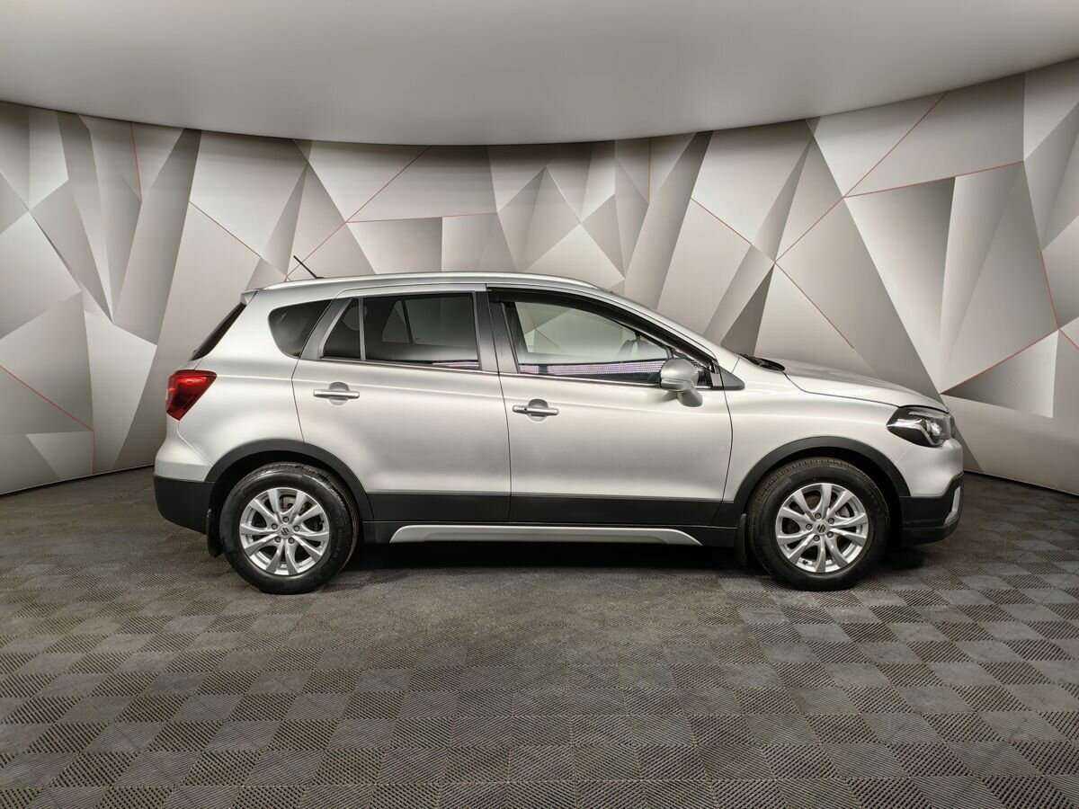 Suzuki SX4 2021 года с пробегом. Фото: #5
