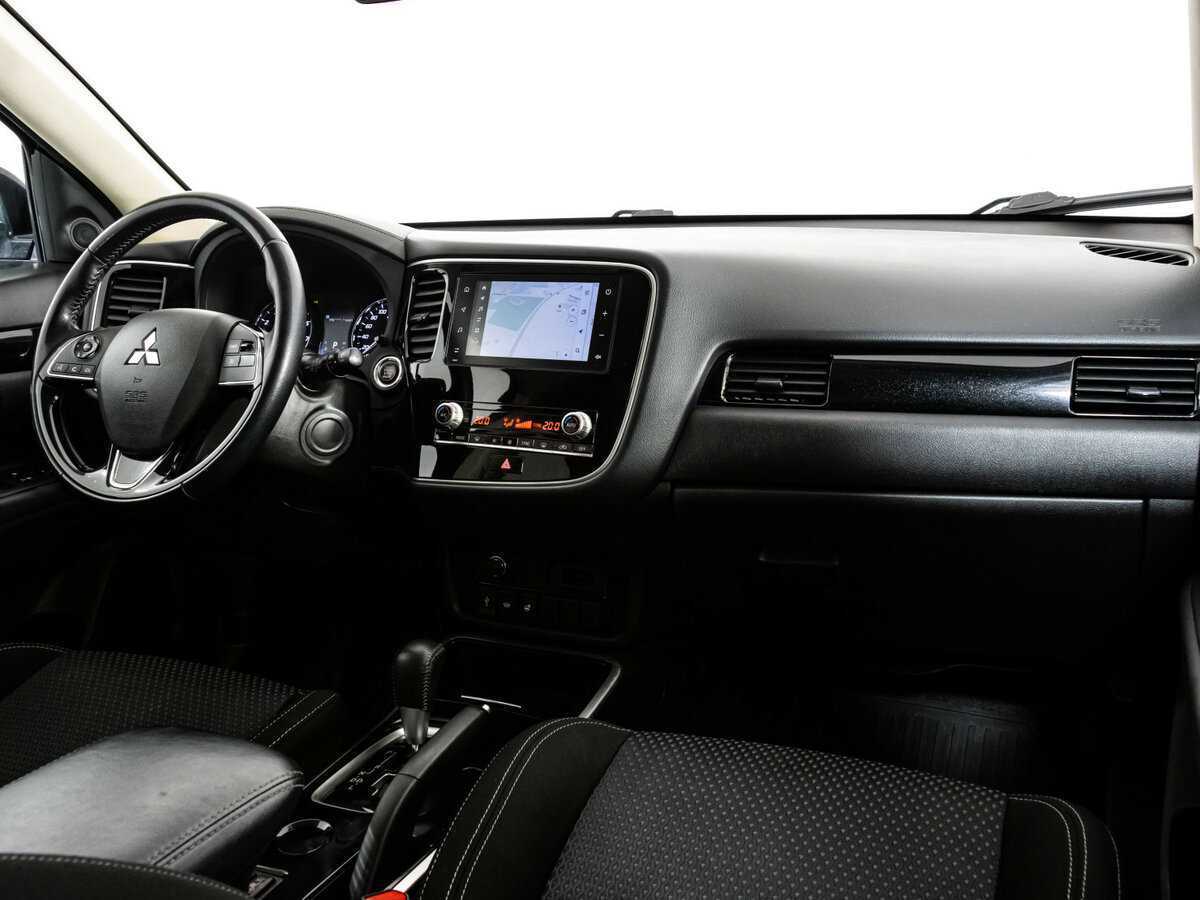 Mitsubishi Outlander 2020 года с пробегом. Фото: #6