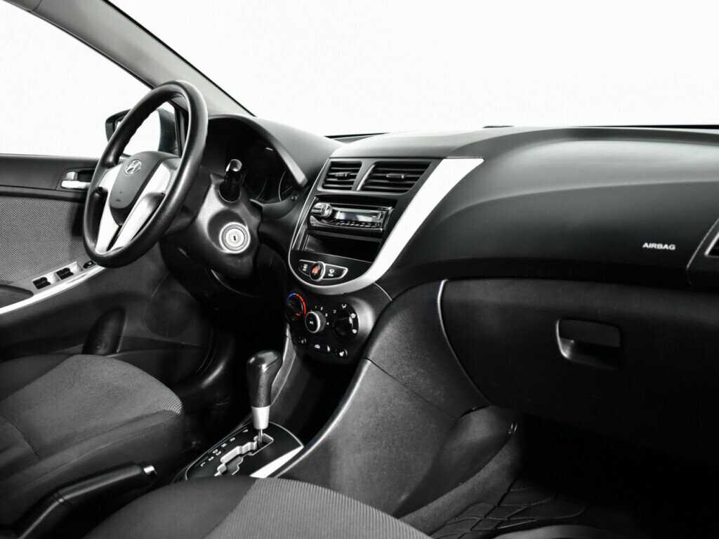 Hyundai Solaris 2012 года с пробегом. Фото: #8