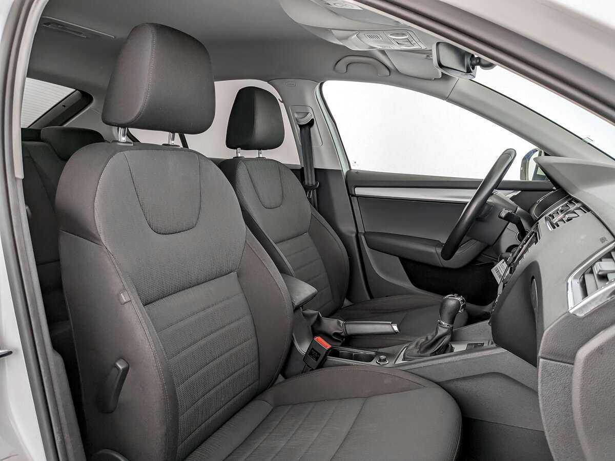 Skoda Octavia 2016 года с пробегом. Фото: #16